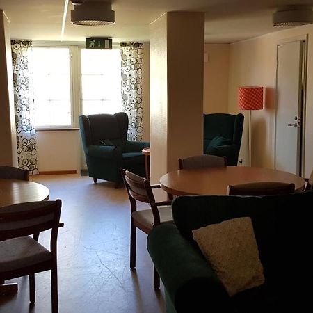 Moessebergs Vandrarhem Falköping المظهر الخارجي الصورة