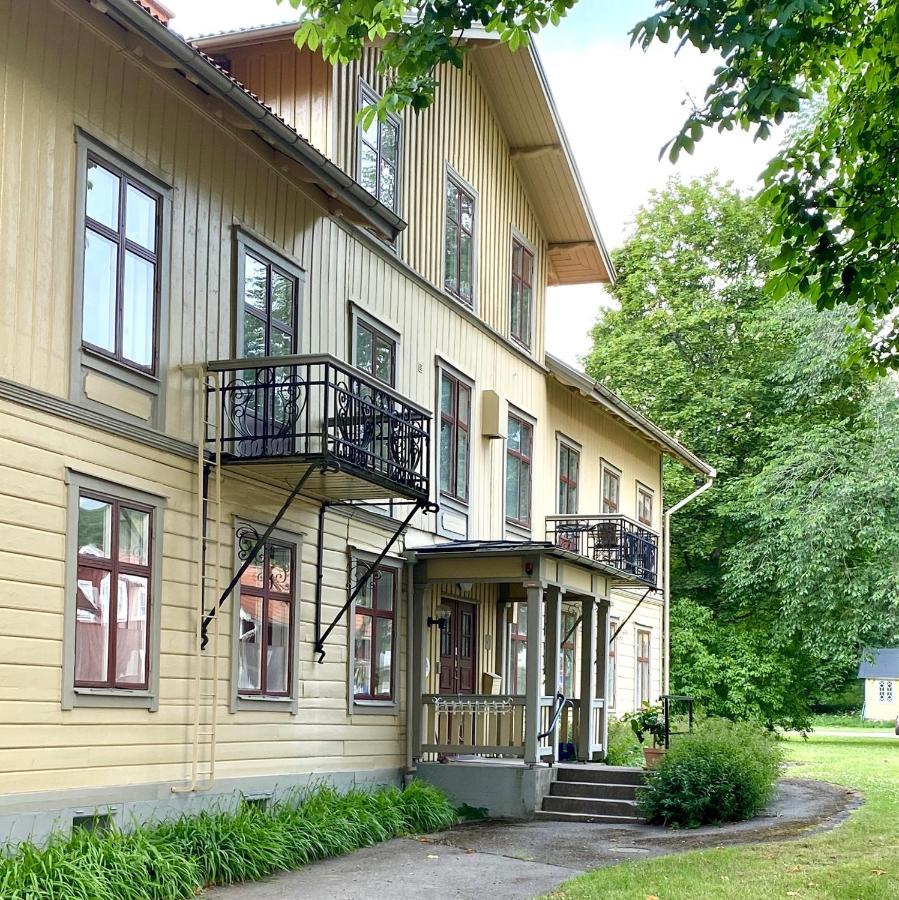 Moessebergs Vandrarhem Falköping المظهر الخارجي الصورة